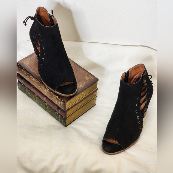 Lucky Brand Hartlee Brindle Heels Suede Lace Tie Ankle Boots Bootie Bohemian - Picture 7 of 13
